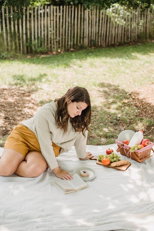 How to Plan a Simple Picnic at a Local Park